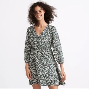 Madewell V-Neck Button Front Mini Dress in Forest Leaves